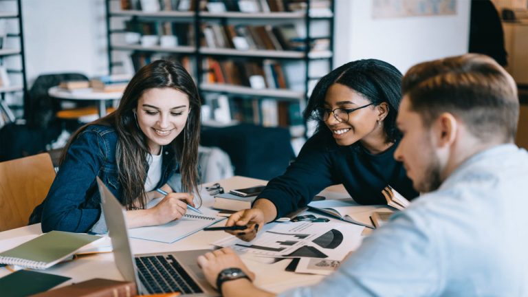 IT Freshers: ఐటీ ఫ్రెషర్స్‌కి గుడ్‌న్యూస్.. ఏకంగా 1.5లక్షల ఉద్యోగాలు!