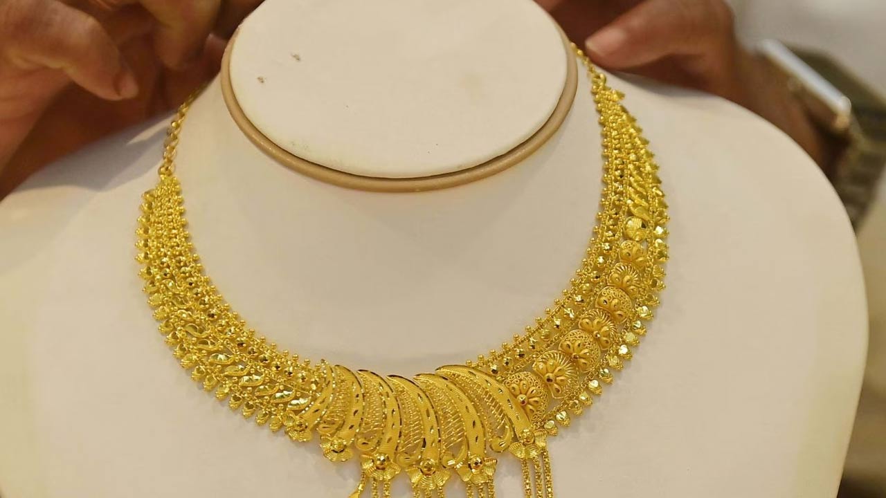 Gold Rates: మగువలకు వరుస షాక్‌లు.. భారీగా పెరిగిన గోల్డ్ రేట్స్!