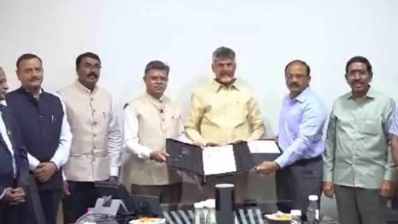 HUDCO-CRDA: హడ్కో-సీఆర్‌డీఏఎం మధ్య ఒప్పందం.. రాజధాని నిర్మాణాలకు 11 వేల కోట్లు!
