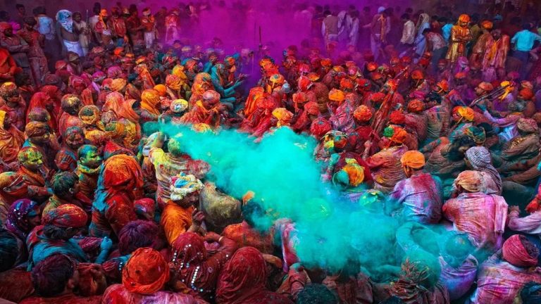 Holi 2025: హోలీ ఆడుతున్నారా? ఈ రంగులతో జాగ్రత్త!
