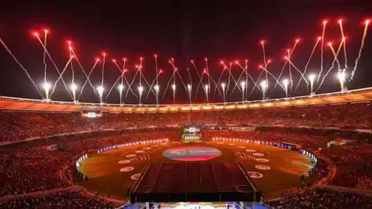 IPL 2025: పెద్ద ప్లానే.. 13 వేదికల్లో గ్రాండ్⁭గా ఓపెనింగ్ సెర్మనీ ఏర్పాటు చేయనున్న బీసీసీఐ