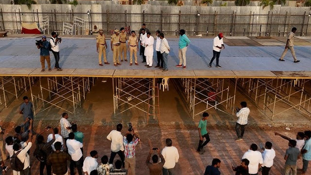 Janasena : పిఠాపురం జనసేన సభకు మూడు దారులు.. ఏ దారిలో ఎవరు వెళ్లాలంటే..?