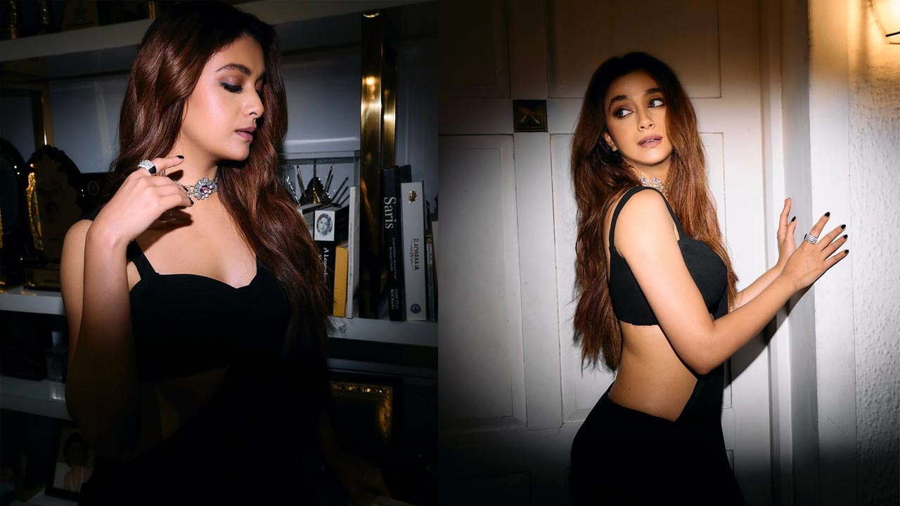 Keerthi Suresh : బ్లాక్ చీరలో కీర్తి సురేష్‌ ఘాటు సొగసులు..