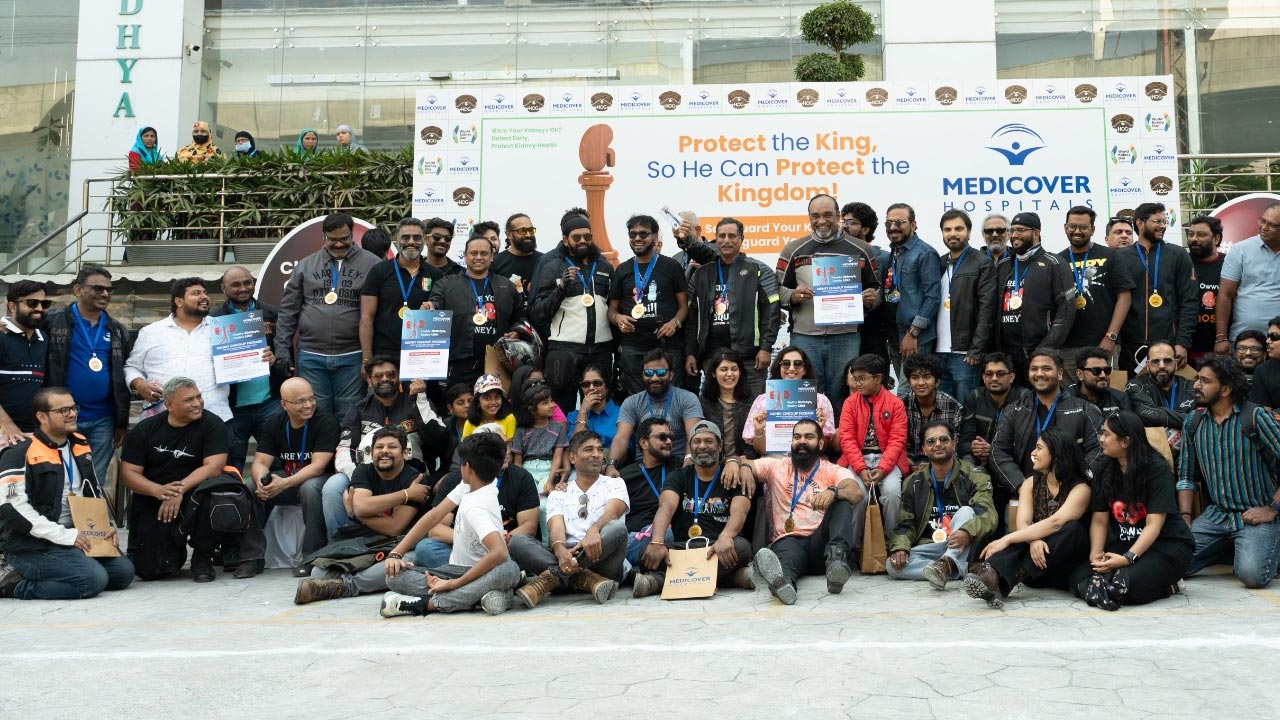 Medicover Hospital :  మూత్రపిండ వ్యాధిపై మెడికవర్ హాస్పిటల్స్ అవగాహన.. బైక్ ర్యాలీ