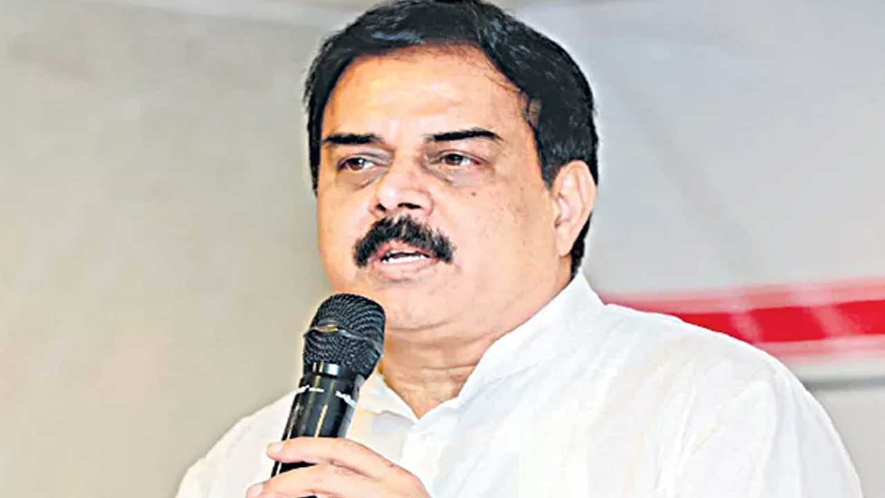 Nadendla Manohar: పవన్ కళ్యాణ్ విలువలతో కూడిన రాజకీయాలు చేస్తున్నారు..