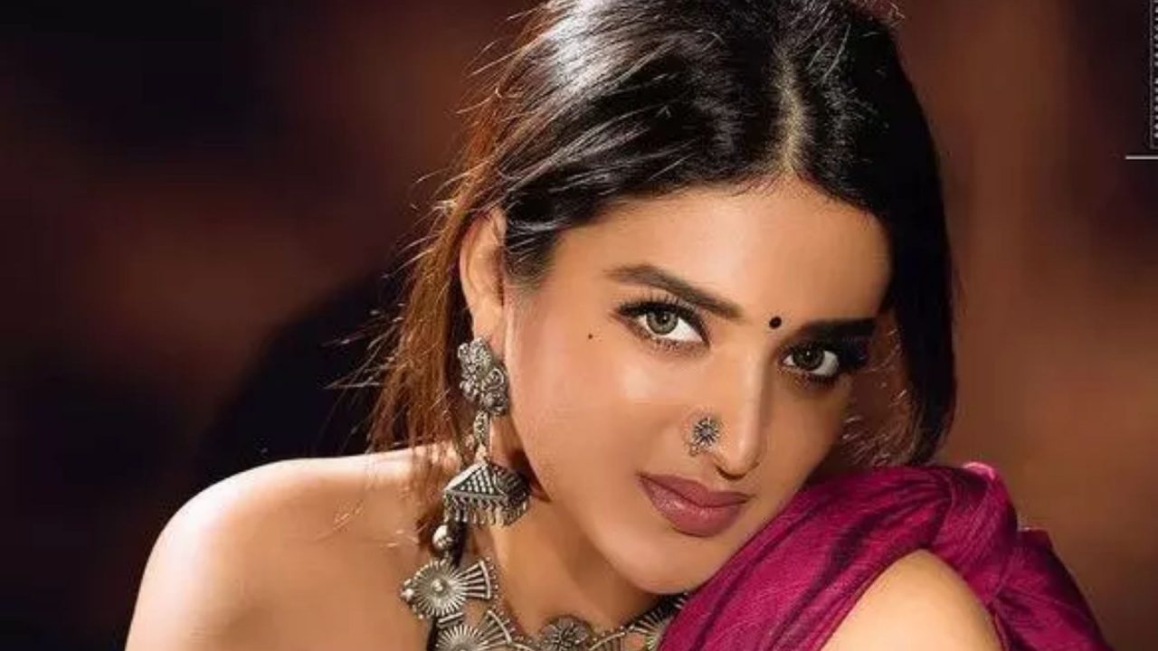 Nidhhi Agerwal: అగర్వాల్స్ ఏం తింటే ఇంత అందంగా ఉంటారో తెలుసా ?