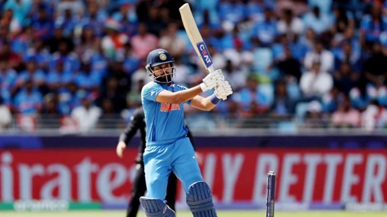 IND vs NZ: మెరిసిన శ్రేయాస్ అయ్యర్.. కివిస్ టార్గెట్ ఎంతంటే?