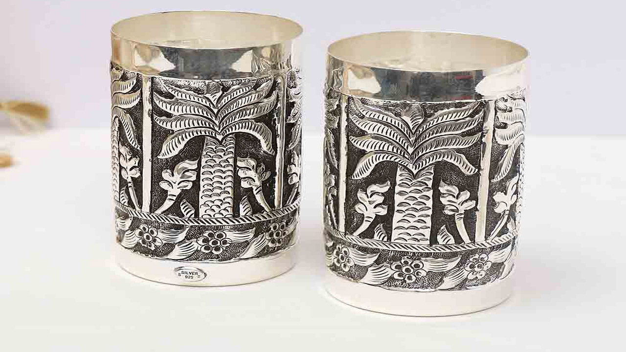 Silver Glass: వెండి గ్లాసులో నీరు తాగండి.. ఆరోగ్యంగా ఉండండి