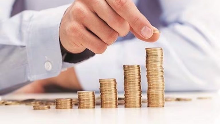 Small Savings Schemes: పన్ను మినహాయింపు, భద్రతతో కూడిన పెట్టుబడులకు బెస్ట్ స్కీమ్స్ ఇదిగో!