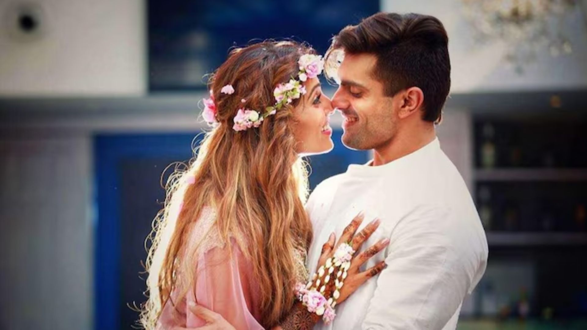 Bollywood : బిపాసా దంపతుల పై సింగర్ షాకింగ్ కామెంట్స్..