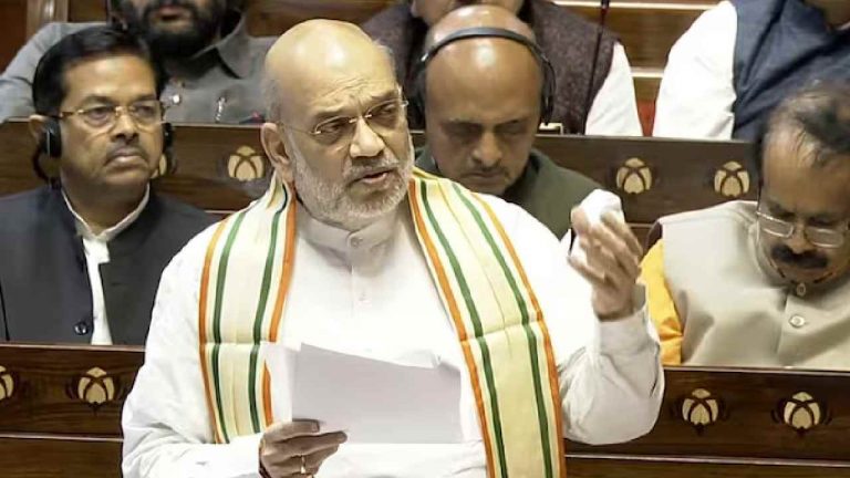 Amit Shah: మార్చి 31, 2026 నాటికి నక్సలిజం ఖతం.. ఉగ్రవాదుల్ని సమాధి చేస్తున్నారు..