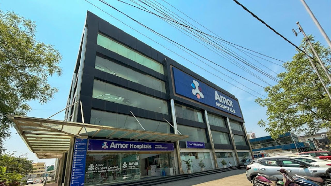 Fraud at Amor Hospital Kukatpally Patients cheating with Secret Loans