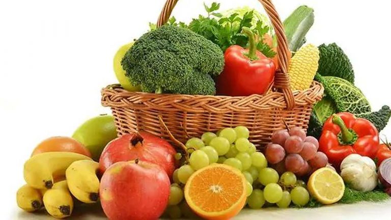 Health Tips: రక్తహీనతతో బాధపడుతున్నారా? ఆహారంలో ఈ పండ్లను చేర్చుకోండి