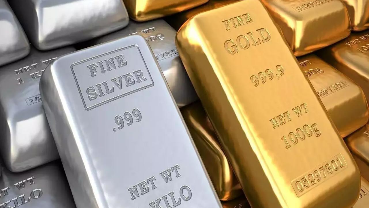 Gold Rates: పరుగులు పెడుతున్న పసిడి.. రూ. 490 పెరిగిన తులం గోల్డ్ ధర.. రూ. 2 వేలు పెరిగిన కిలో వెండి ధర