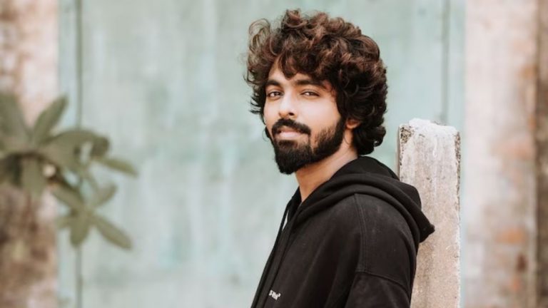 GV Prakash : ఒకే సారి మూడు సినిమాలు.. హిట్ దక్కేనా..?