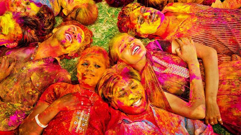 Holi 2025 : హోలీ నాడు హిందు- ముస్లింల మధ్య తేడా ఇక్కడ తొలగిపోతుంది.. అందరూ కలిసి హోలీ జరుపుకుంటారు..