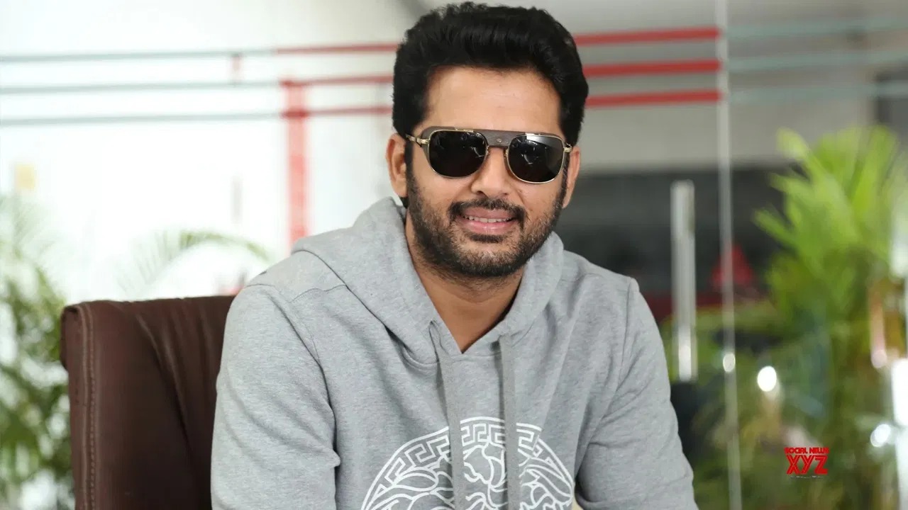 Nithin : మహేశ్, పవన్ నుంచి అవి దొంగిలిస్తా.. నితిన్ షాకింగ్ కామెంట్స్