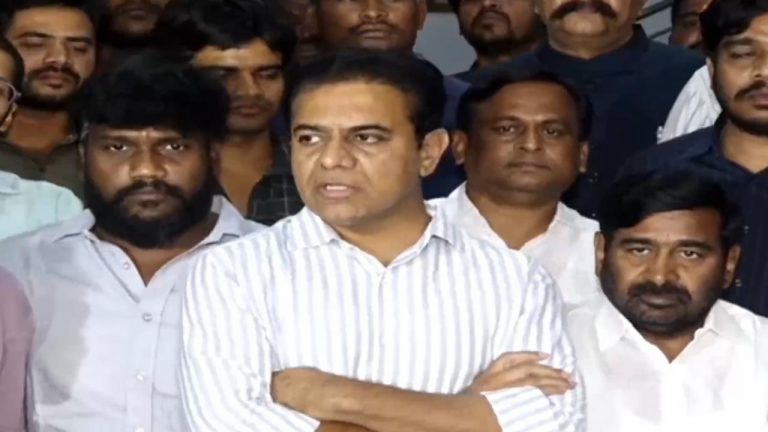 KTR : HCU భూములు అమ్మడానికి ప్రభుత్వం ఎందుకు ఆరాట పడుతుంది