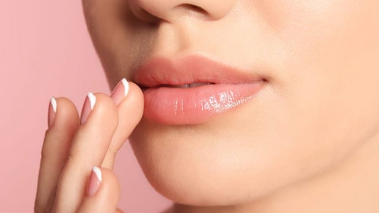 Lips Care: నల్లబారిన పెదవులను గులాబీ రంగులోకి ఎలా తెచ్చుకోవాలంటే?