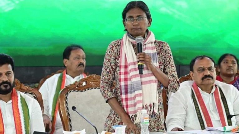 Meenakshi Natarajan: దేశంలో కార్పొరేట్ వ్యవస్థ రాజ్యమేలుతోంది..