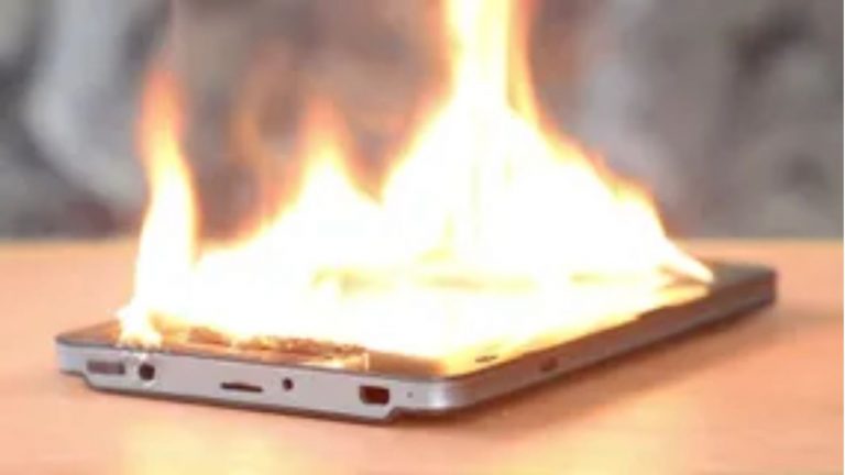 Cool Down Electronic Gadgets: వేసవిలో ఎలక్ట్రానిక్ గాడ్జెట్‌లను చల్లగా ఉంచడానికి ఇలా చేస్తే సరి!