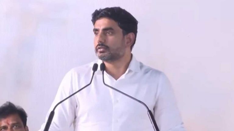 Minister Nara Lokesh: రెడ్‌ బుక్‌పై లోకేష్‌ కీలక వ్యాఖ్యలు.. ఆ ఆలోచన వద్దు..!
