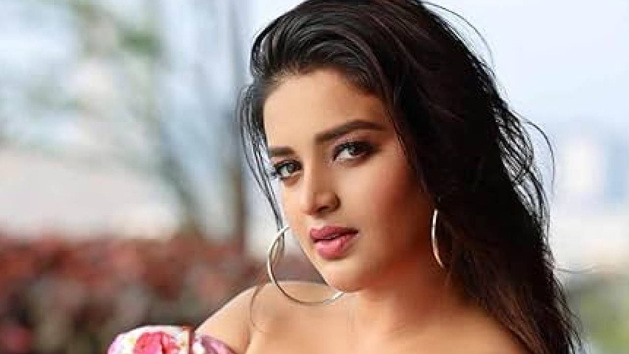 Betting App Promotions: చిక్కుల్లో మరో హీరోయిన్?