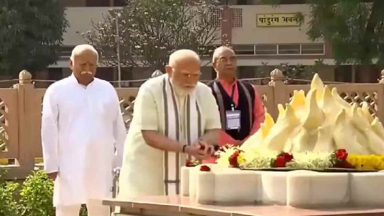 PM Modi: డాక్టర్ హెడ్గేవార్‌కి నివాళులు అర్పించిన ప్రధాని మోడీ..