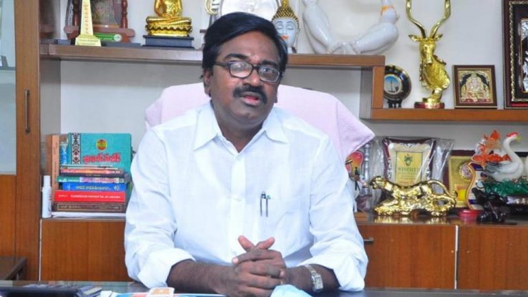 Khammam Politics : ఖమ్మం ఈద్గాలో పొలిటికల్ వివాదం