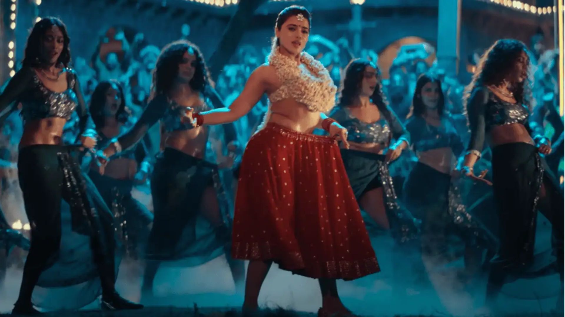 Robin Hood : థియెటర్‌లో ‘అదిదా సర్ప్రైజు’ పాటలో హుక్ స్టెప్ మాయం..