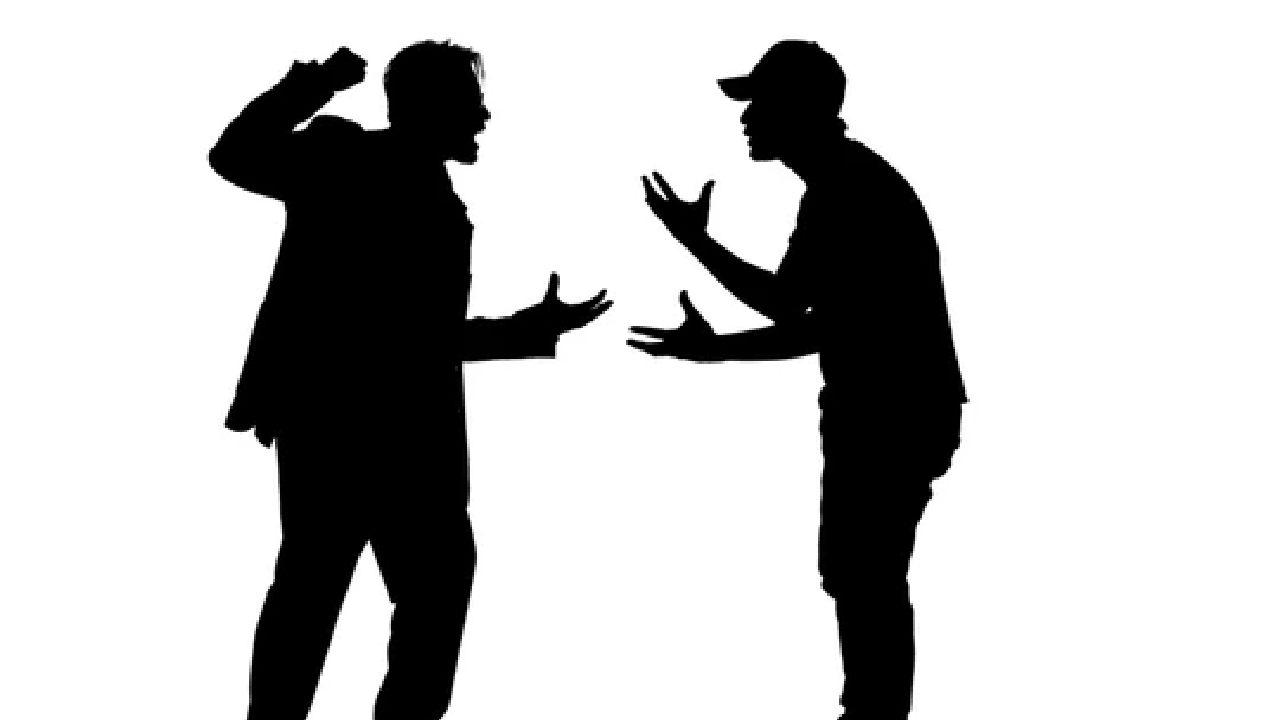 Cinema: హీరోలారా జాగ్రత్త.. తేడా వస్తే ఫాన్స్ కూడా వదలట్లేదు!!