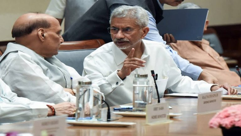 Delhi: సాయంత్రం 6గంటలకు అఖిలపక్ష భేటీ.. భవిష్యత్ కార్యాచరణపై చర్చ