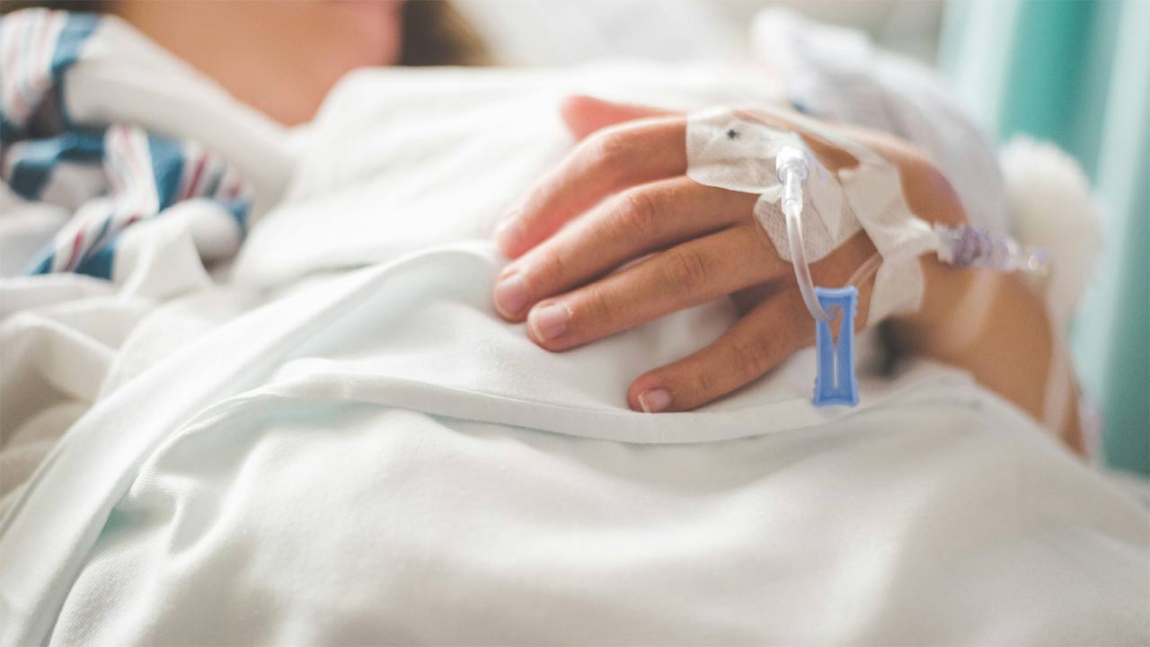 air hostess on ventilator rape by workers of personal hospital in gurugram air hostess on ventilator rape by workers of personal hospital in gurugram