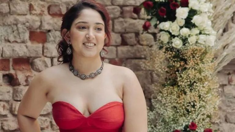 Ameer Khan : ఎందుకూ పనికి రానని బాధపడుతున్నా : స్టార్ హీరో కుమార్తె