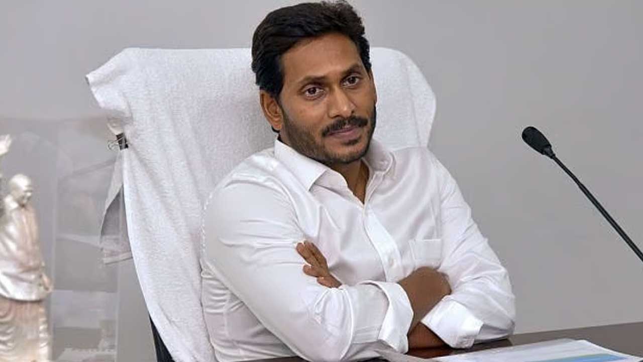 YS Jagan : రాష్ట్రంలో దుర్మార్గమైన రెడ్‌బుక్‌ పాలన జరుగుతోంది