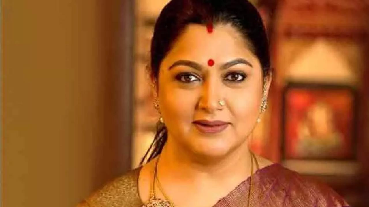 Khushboo : అలా చేయడం సిగ్గుగా అనిపించట్లేదా.. ఖుష్బూ ఫైర్..!