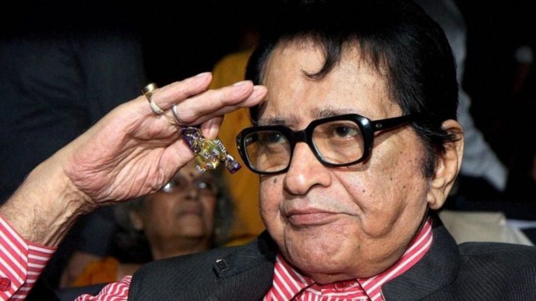 Manoj Kumar : ప్రముఖ హిందీ నటుడు కన్నుమూత ..