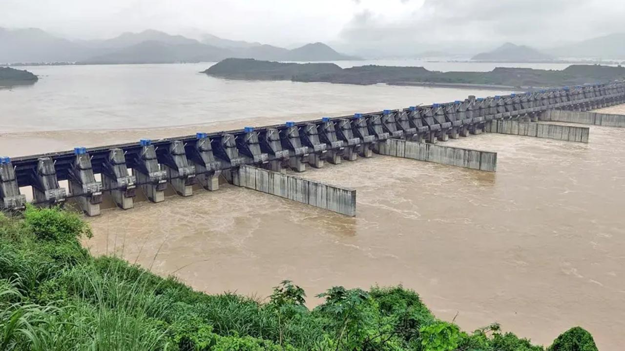 Polavaram: నేడు పోలవరంలో పర్యటించనున్న కేంద్ర నిపుణుల బృందం..