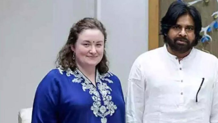 Pawankalyan : మార్క్ శంకర్ తో నేడు తిరుపతికి పవన్ భార్య అన్నా లెజినోవా..