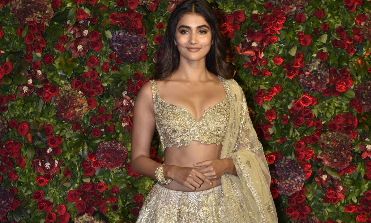Pooja Hegde : వాళ్లంతా నా కోసం థియేటర్లకు రారు : పూజాహెగ్డే