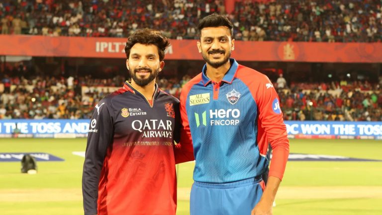 RCB vs DC: రాయల్ ఛాలెంజర్స్ కు హోమ్ గ్రౌండ్ కలిసొచ్చేనా? మొదట బ్యాటింగ్ చేయనున్న ఆర్⁭సిబి