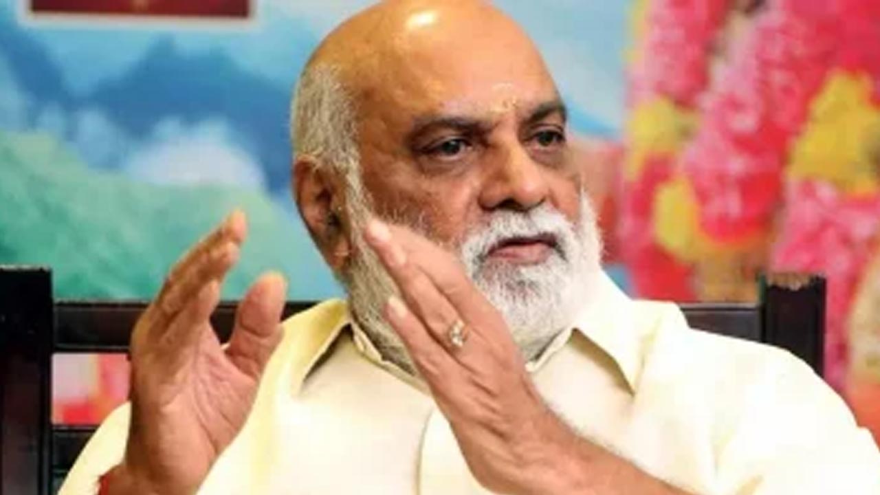 Raghavendra Rao : నన్ను ఈ స్థాయికి తెచ్చింది ఆ స్టార్ హీరోనే : రాఘవేంద్రరావు