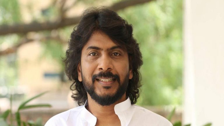 Sampath Nandi : అందుకే అక్కడ ఫస్ట్ నైట్ సీన్లు పెడుతా.. సంపత్ నంది క్రేజీ ఆన్సర్