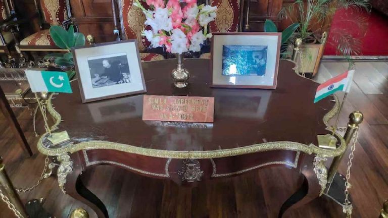 Simla Agreement: “పాకిస్తాన్ జెండా మిస్సింగ్”.. ‘‘సిమ్లా ఒప్పందం’’ టేబుల్‌పై కనిపించని జెండా..