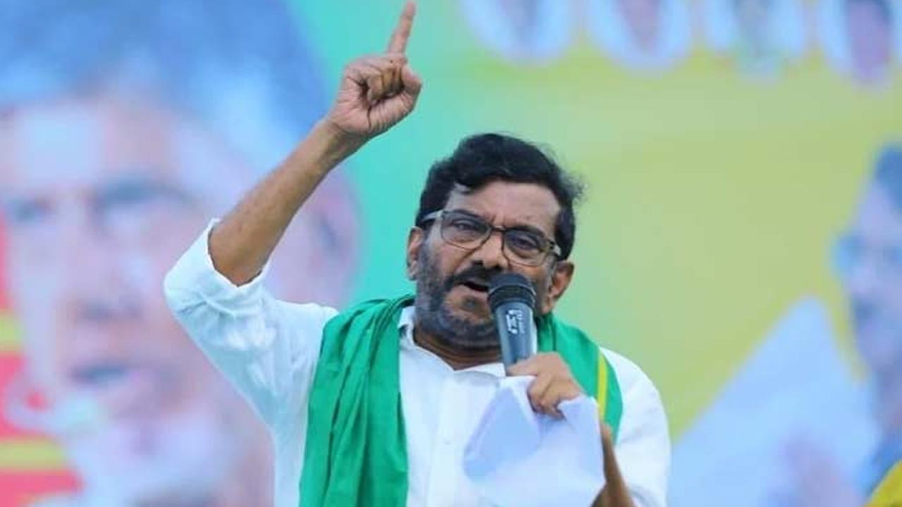 Somireddy Chandramohan Reddy: కాకాణిని పట్టిస్తే బహుమతి..! సోమిరెడ్డి  ఆఫర్‌..