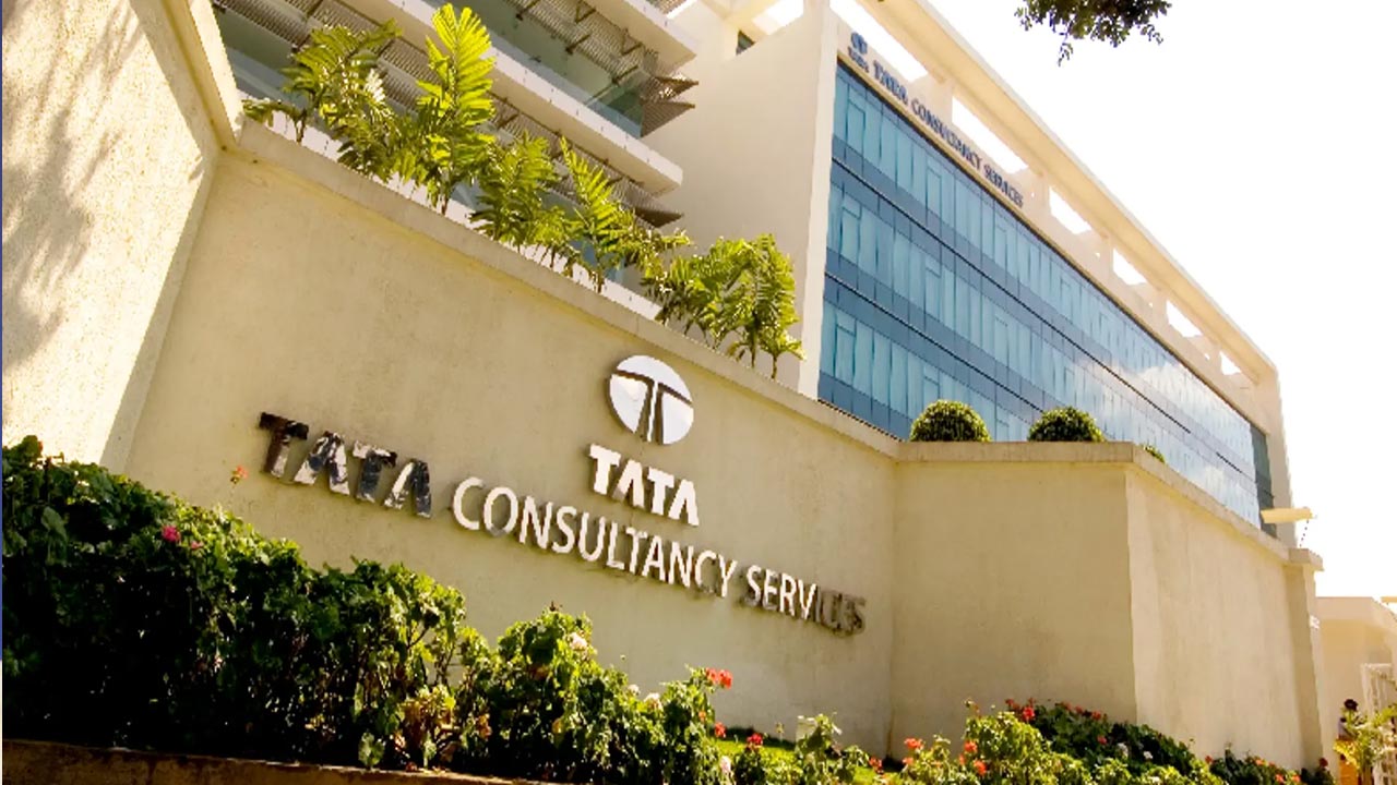 TCS: యూఎస్ ఉద్యోగులపై వివక్ష ఆరోపణలు.. తీవ్రంగా ఖండించిన టీసీఎస్‌