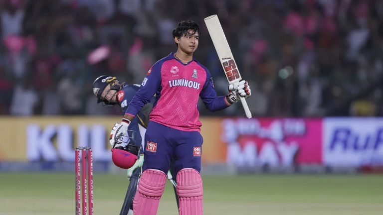 Vaibhav Suryavanshi: సిక్సులతో విరుచుకుపడ్డ వైభవ్ సూర్యవంశీ.. రెండో ఫాస్టెస్ట్ సెంచరీ నమోదు