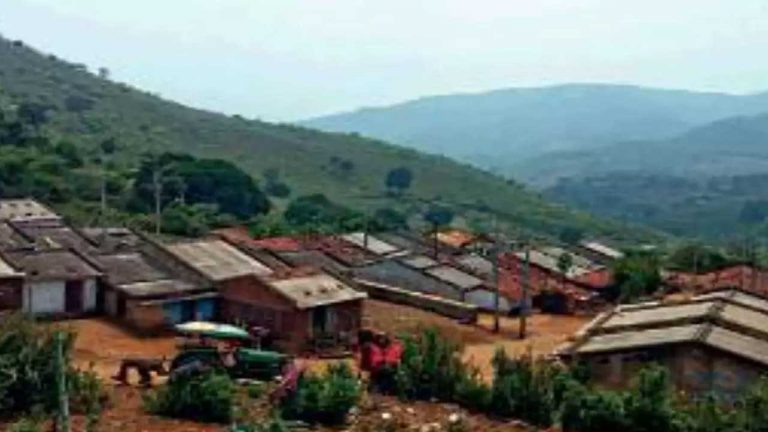 Andhra-Odisha Border: బతికిన.. చచ్చినా ఏపీలోనే.. మాకు ఒడిశా వద్దు..!