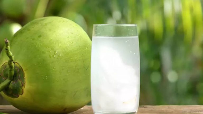 Coconut Water: వారానికి 3 రోజులు కొబ్బరి నీళ్లు తాగితె.. అద్భుతమైన ప్రయోజనాలు