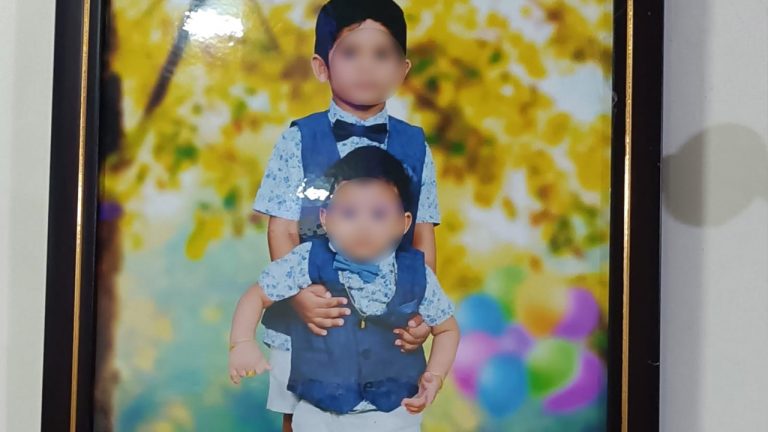 Tragedy : ఎంతపని చేశావమ్మా..! ఇద్దరు పిల్లల్ని నరికి చంపి.. బిల్డింగ్ పైనుంచి దూకి తల్లి ఆత్మహత్య